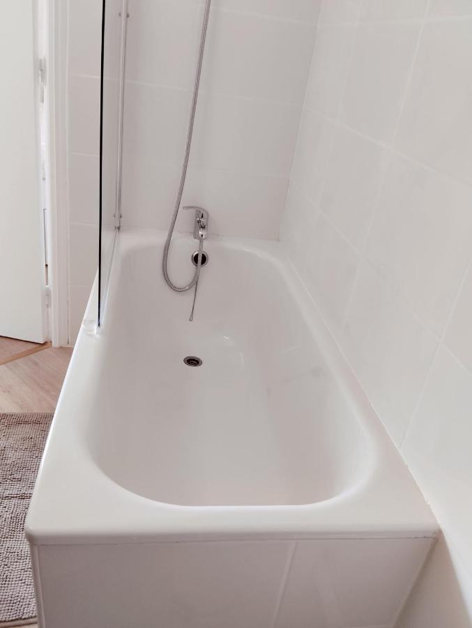 Perle Rare, Appartement Paisible Et Cosy Lamballe Extérieur photo